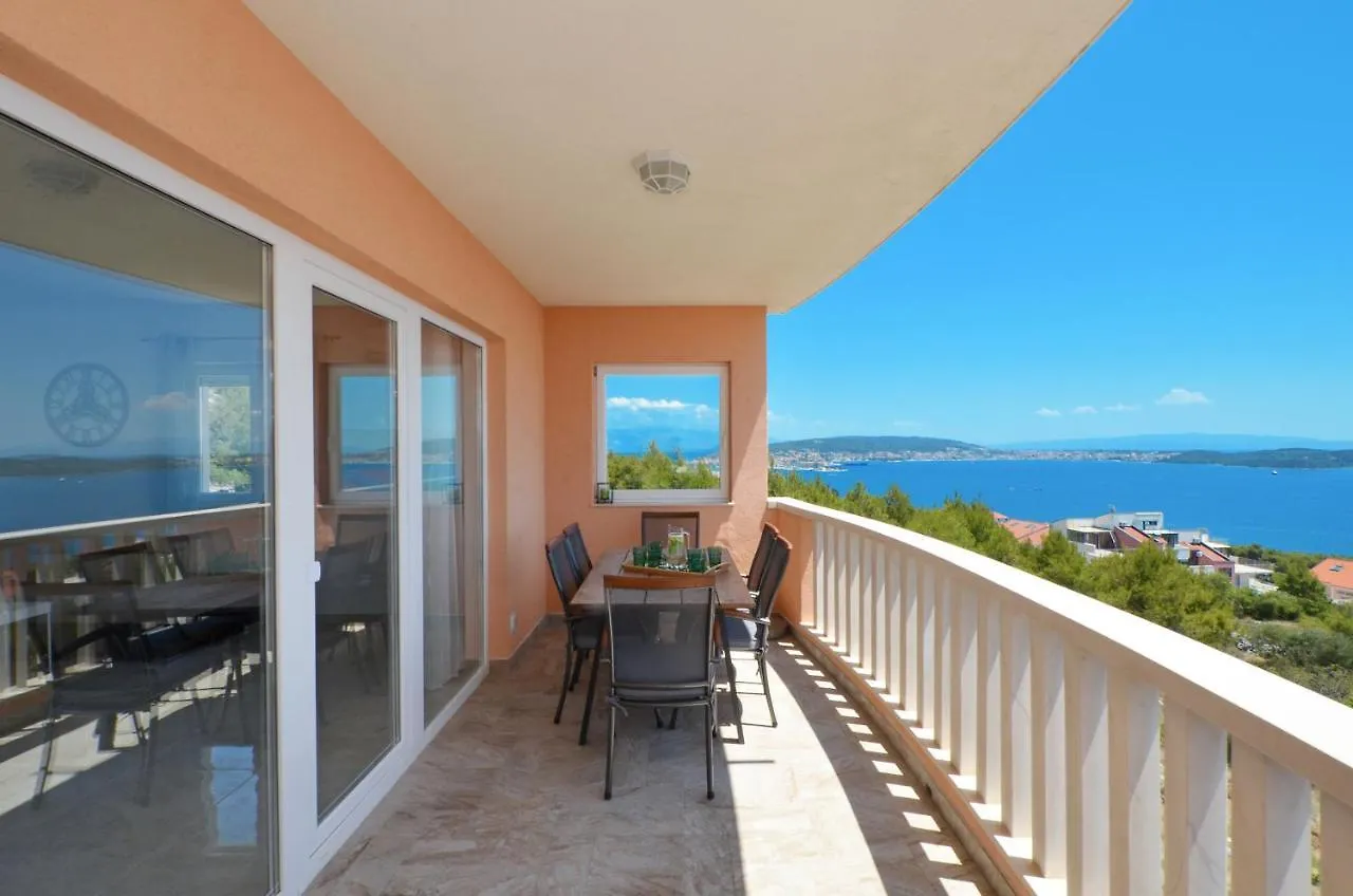 Apartment Elza Trogir
