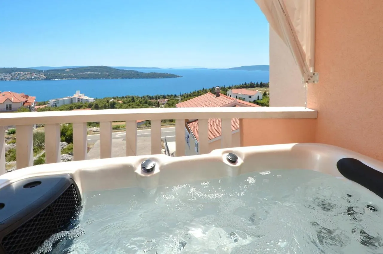 Apartment Elza Trogir
