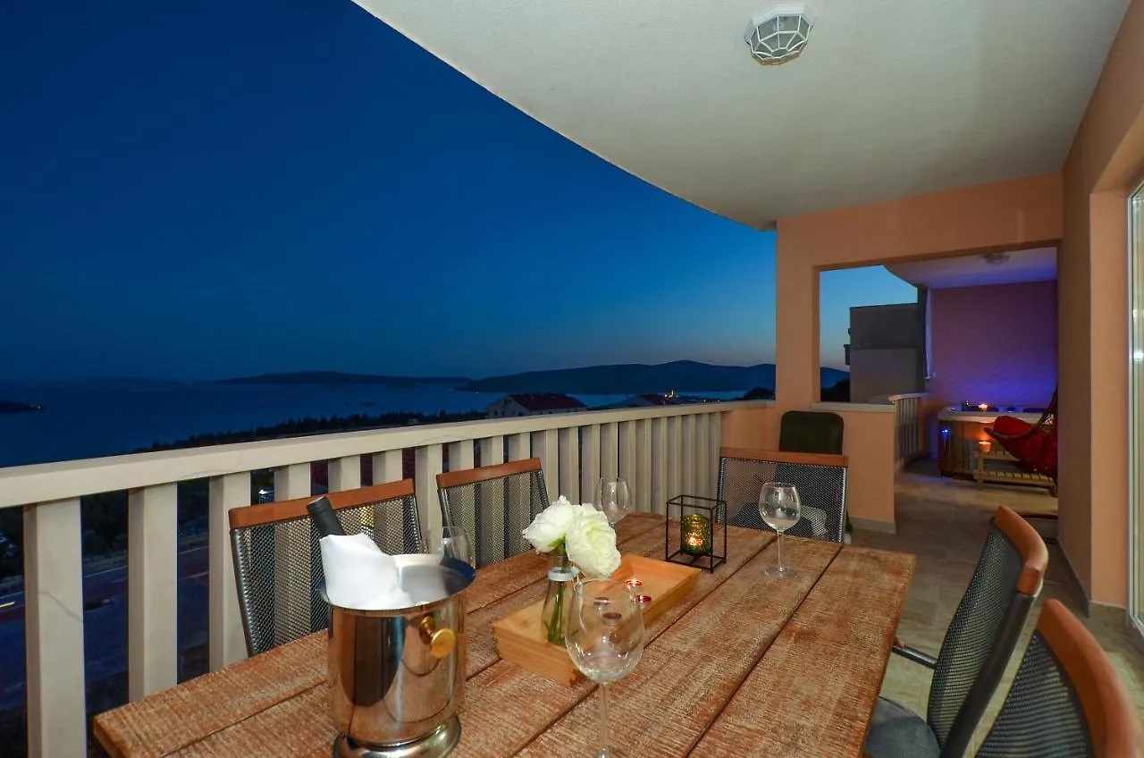 Apartment Elza Trogir