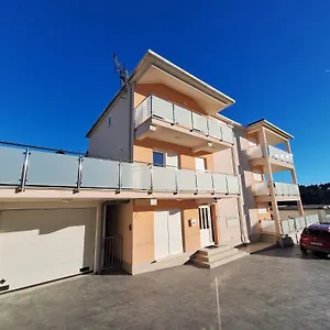  Apartman Valjan Horvátország